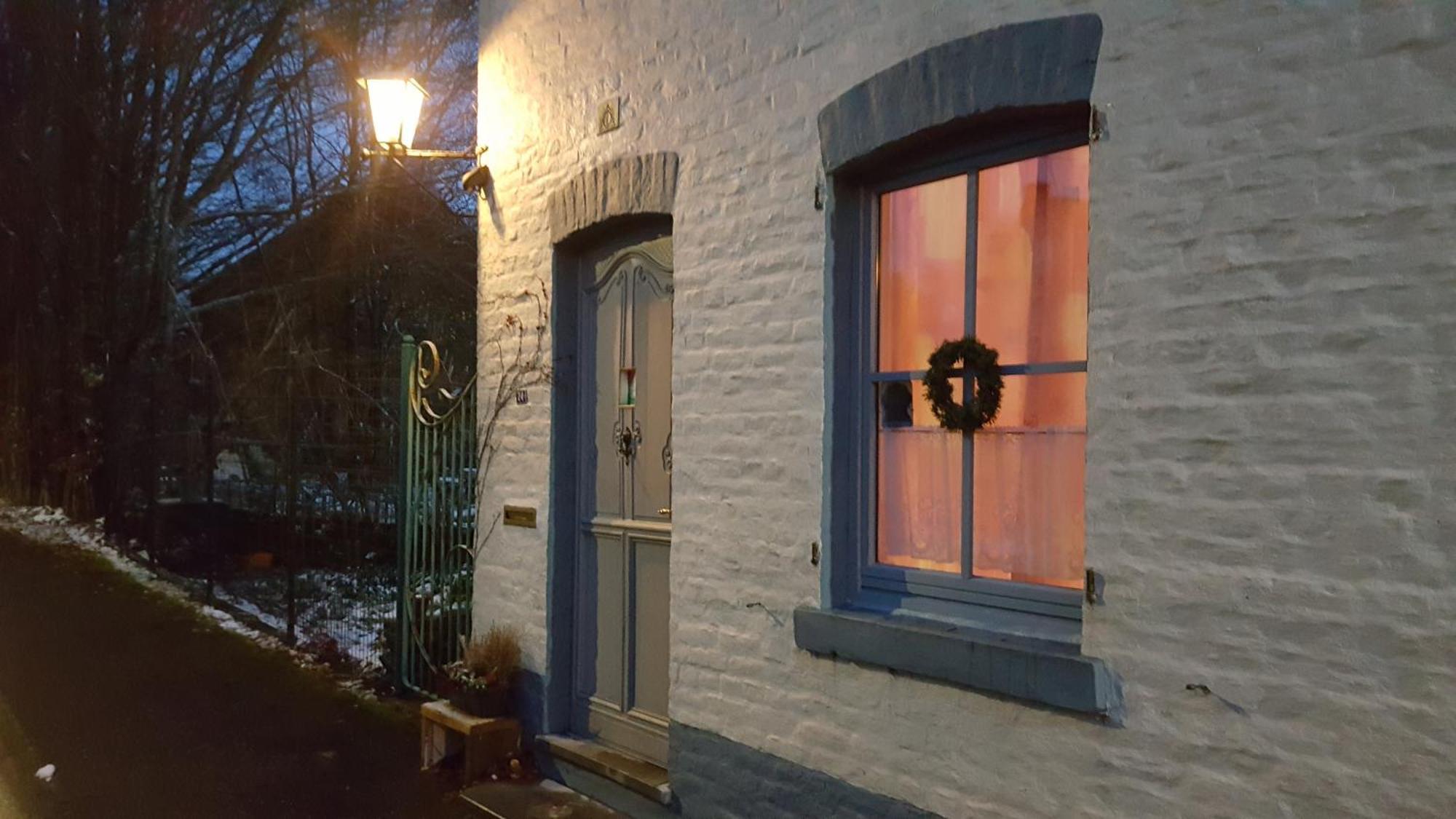 Aux Deux Amis Lägenhet Stavelot Exteriör bild